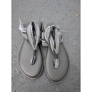 Sanuk‎ Women's Yoga Sling Back Thong Sandals Sz 10 Black White Yoga Mat Comfort